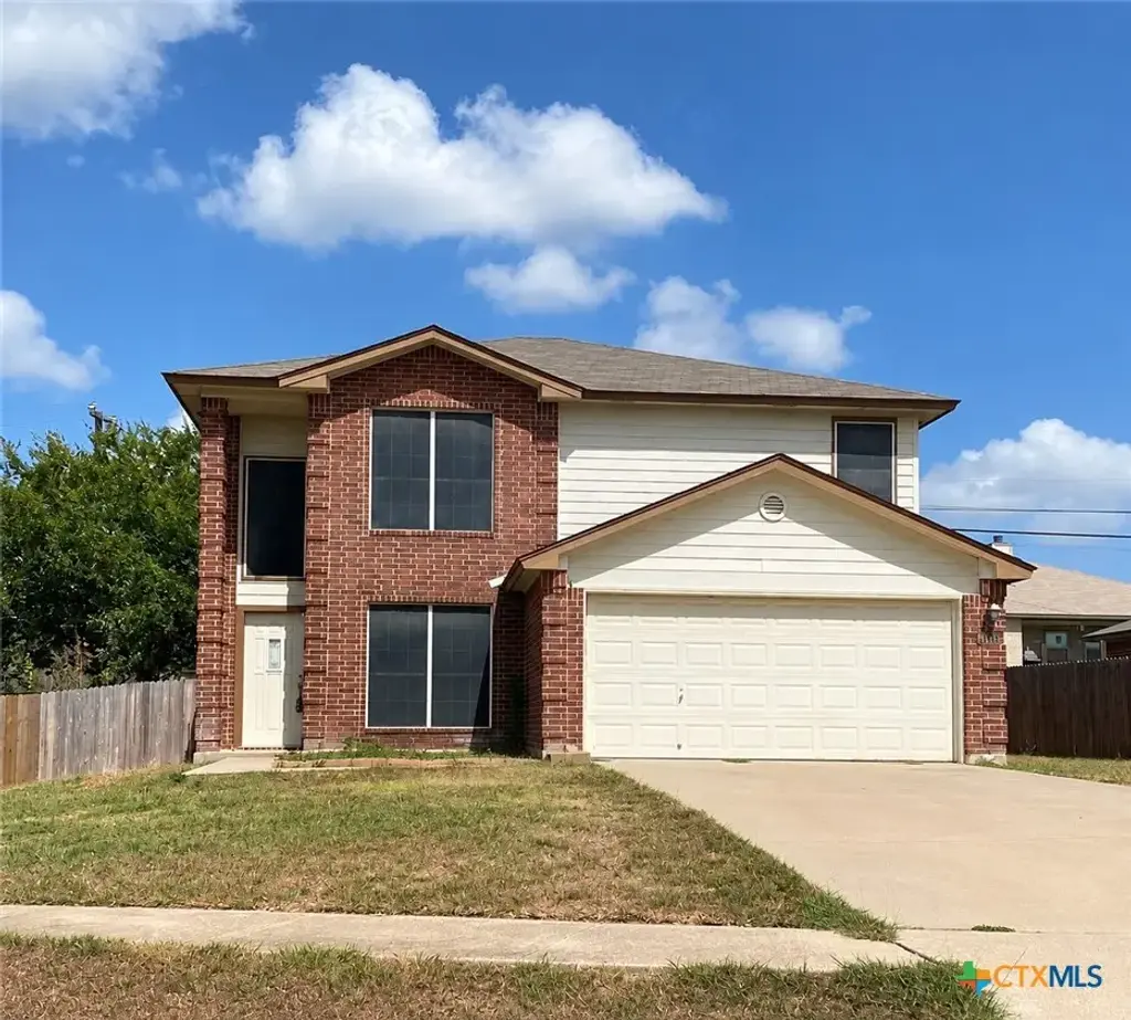 4405 Twin Oaks Circle, Killeen