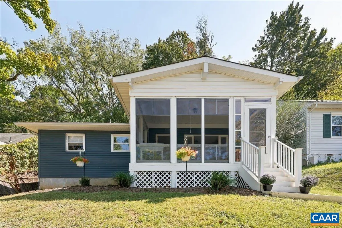 425 Albemarle Ave, Staunton