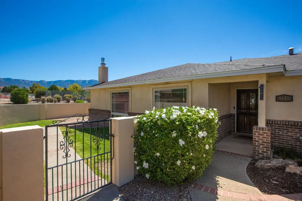 9618 Freedom Way Ne, Albuquerque