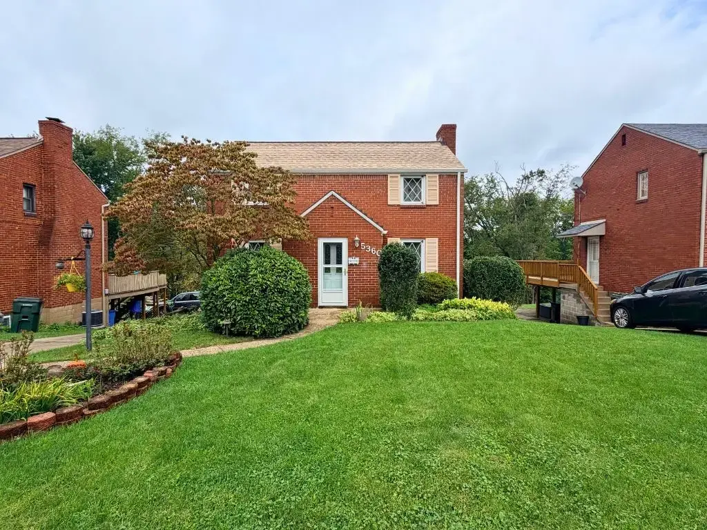 5360 Orchard Hill Drive, Whitehall