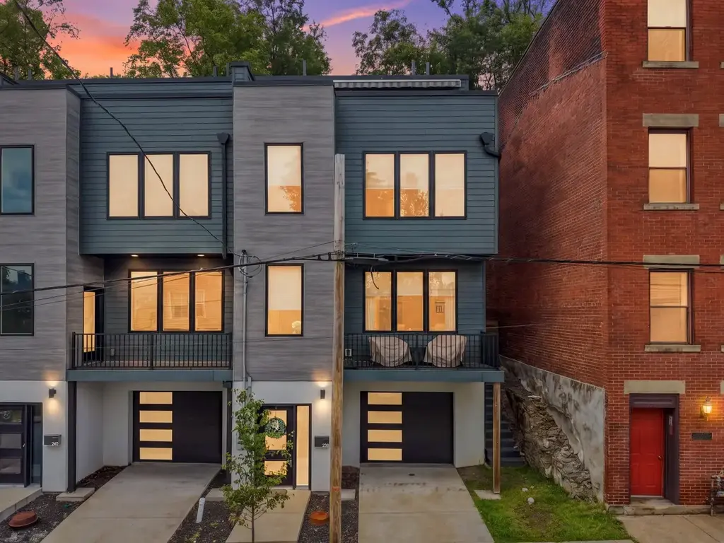 238 Jefferson Street, Central North Side