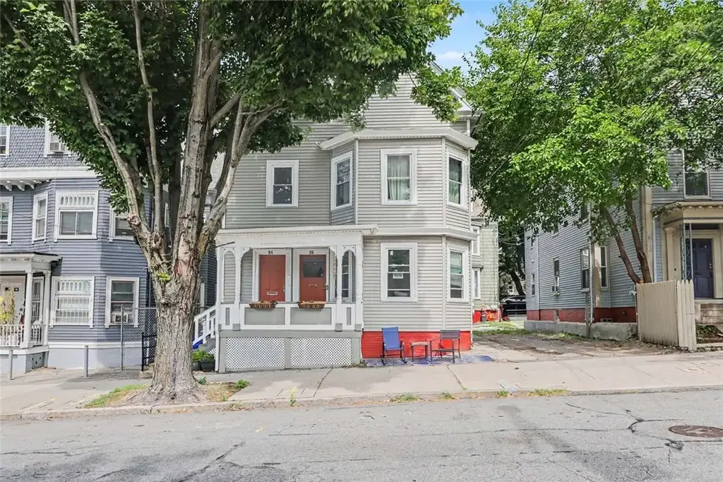 84 Doyle Ave, Providence