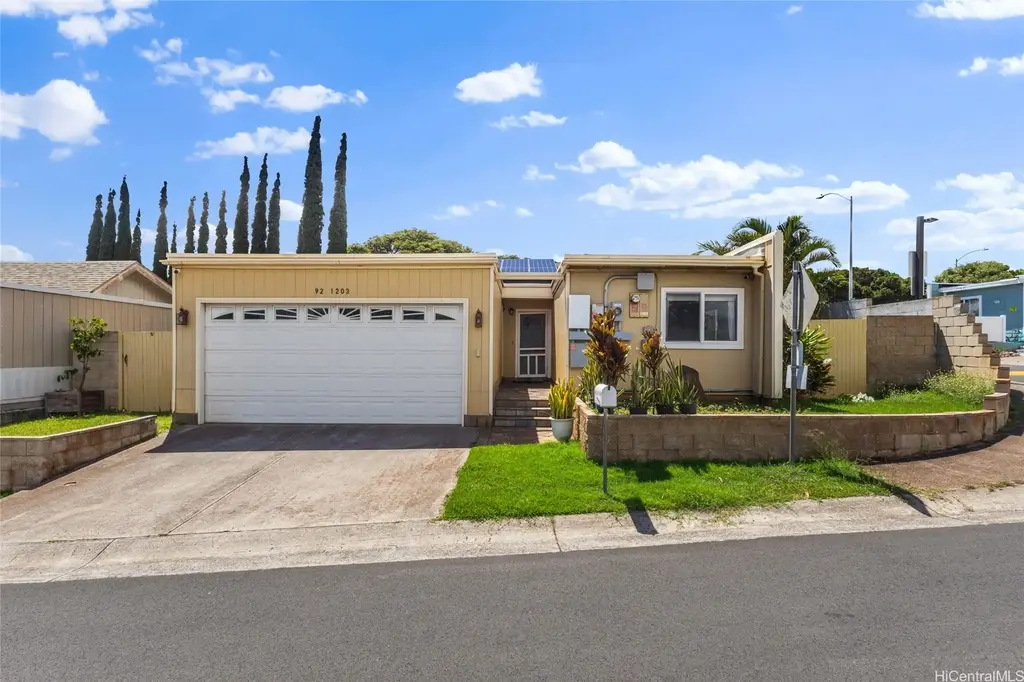 92-1203 Makamai Place, Kapolei