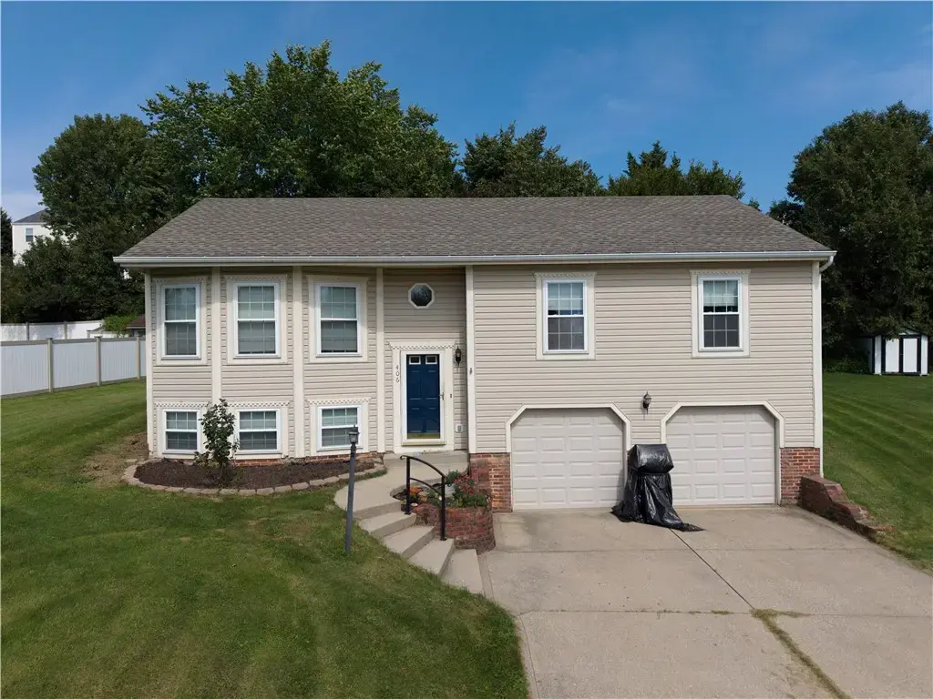 406 Point Court , South Fayette