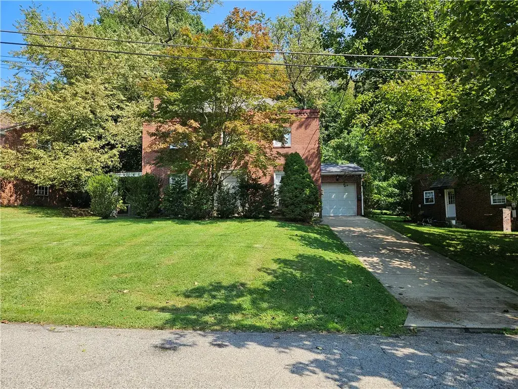 2351 Collins Road , Blackridge