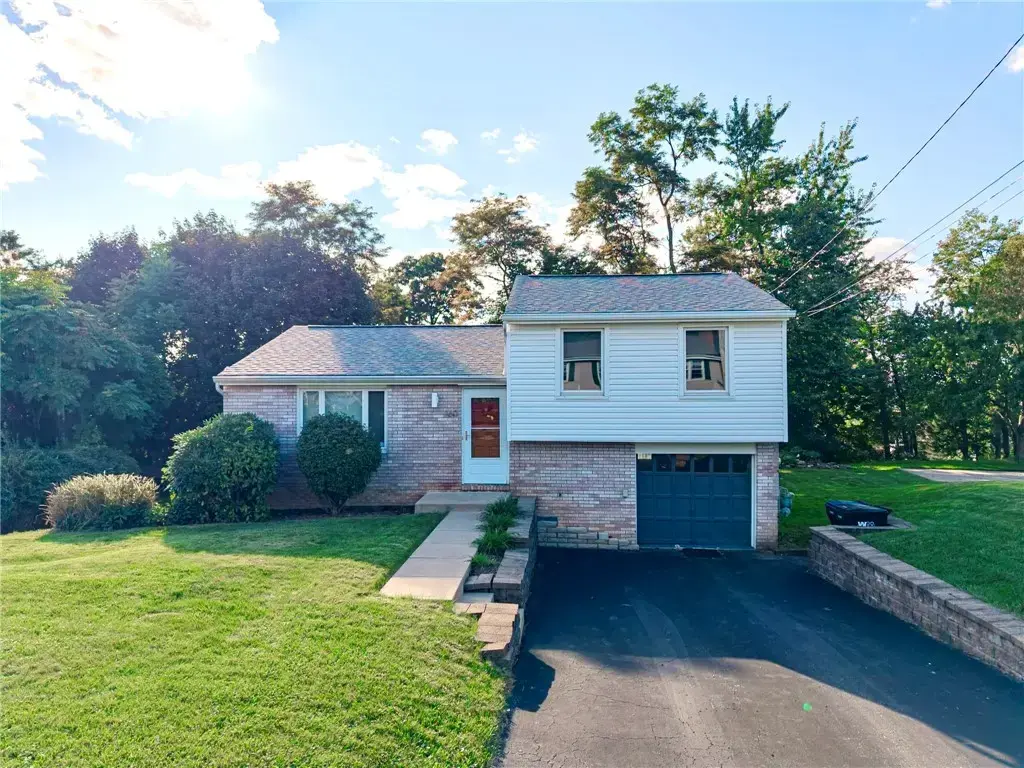 160 Rivercrest Drive , Moon/Crescent