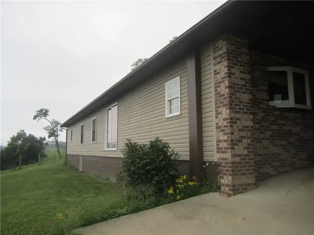 586 White Barn Road, Waynsbrg/Frankln