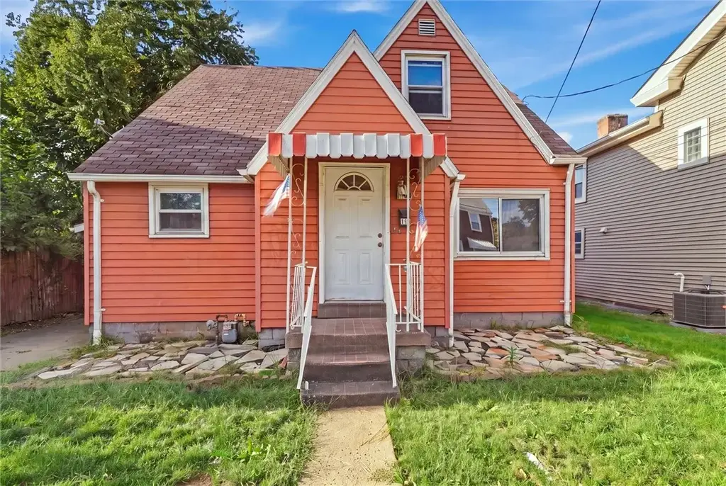 119 1st Avenue , Tarentum