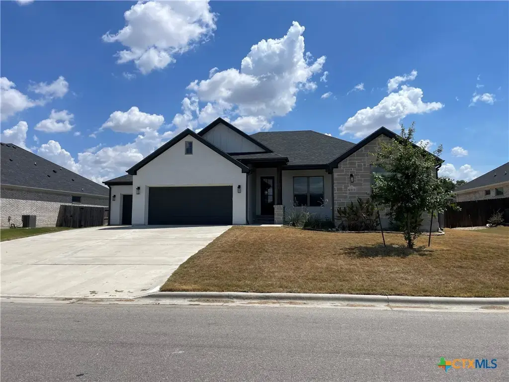 6111 Parma Lane, Temple