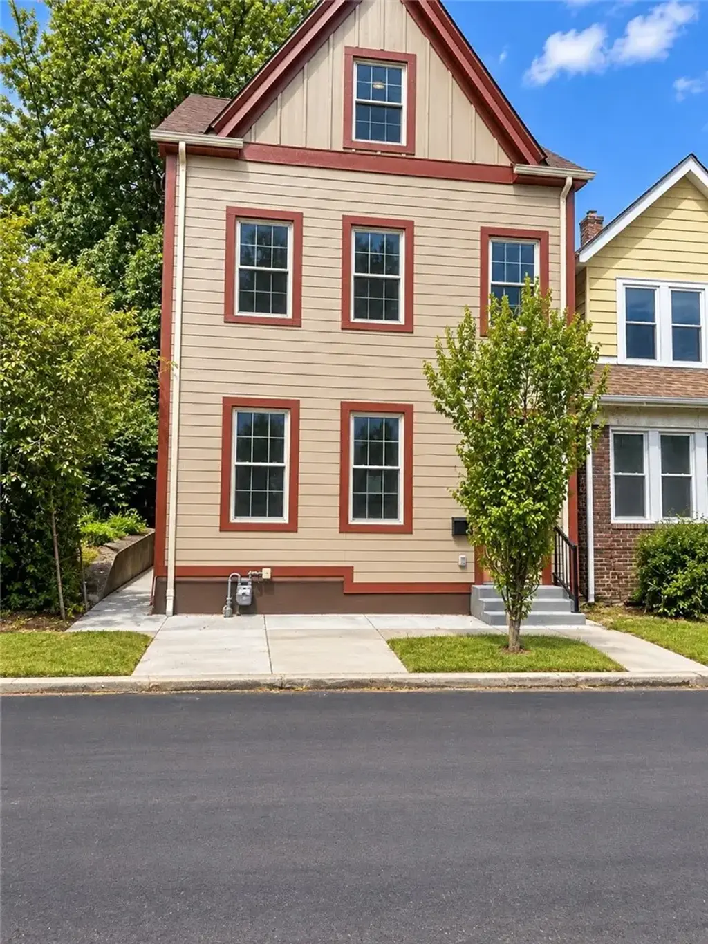 1214 Woodland Avenue, Marshall Shadeland