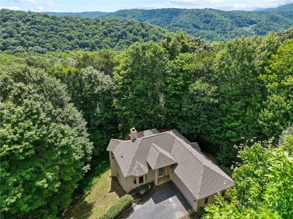 478 Sorrento Knolls Drive, Blowing Rock