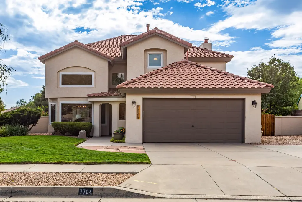 7704 Morris Rippel Place Ne, Albuquerque