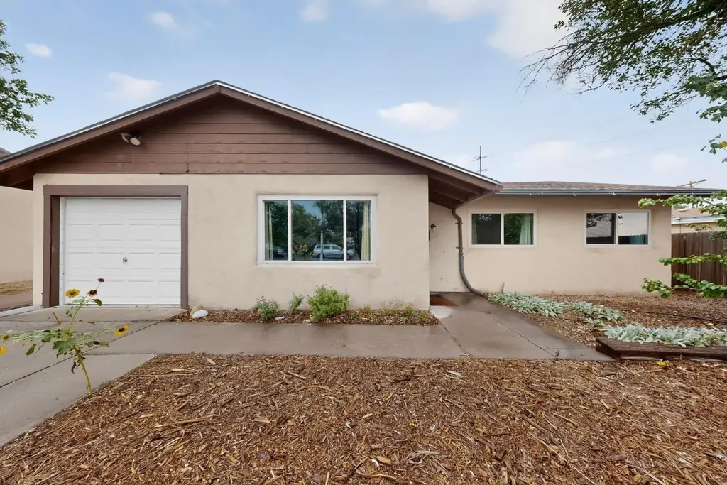 1408 Espejo Street Ne, Albuquerque