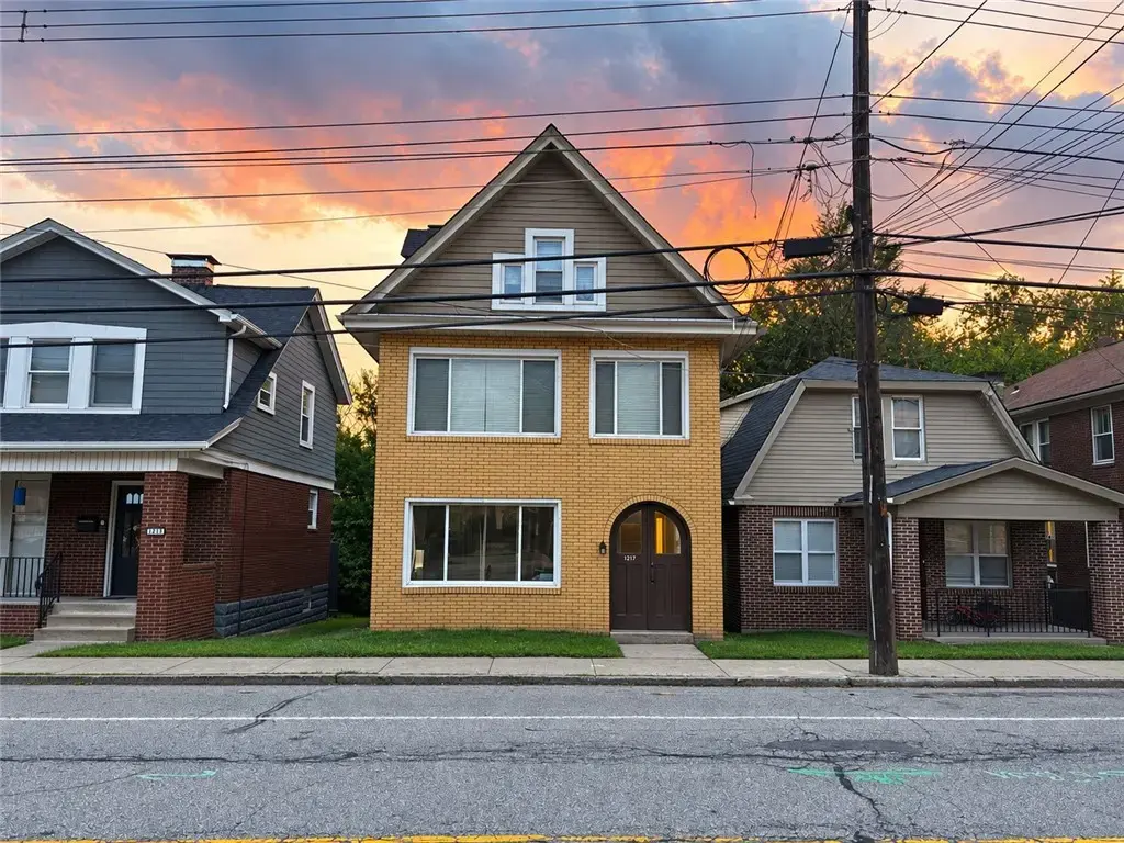 1217 Mcneilly Avenue, Dormont