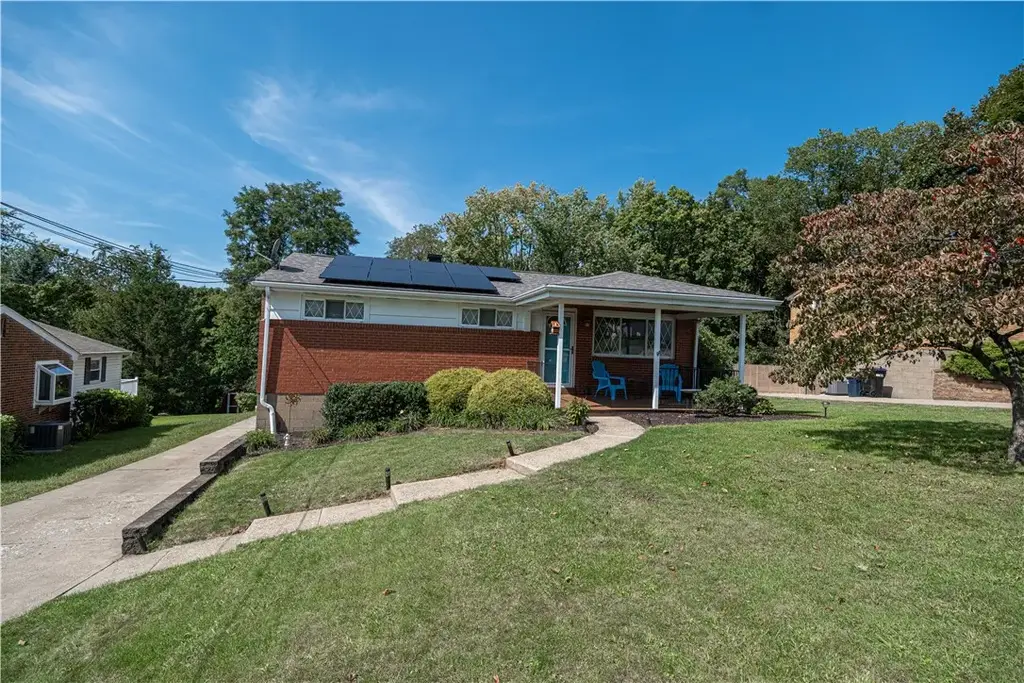 286 Southward Drive, Moon/Crescent