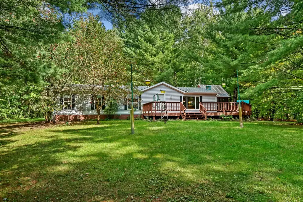 W8268 Sand Road, Shell Lake