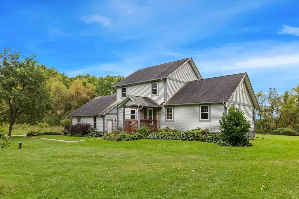 11124 W Neperud Road, Osseo
