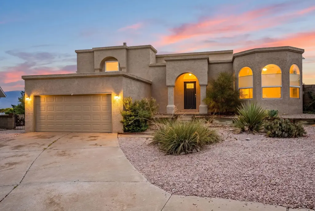 10216 Silver Grade Court Nw, Albuquerque