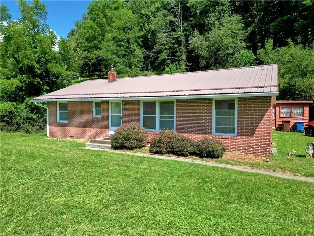 632 Queen Street, Boone