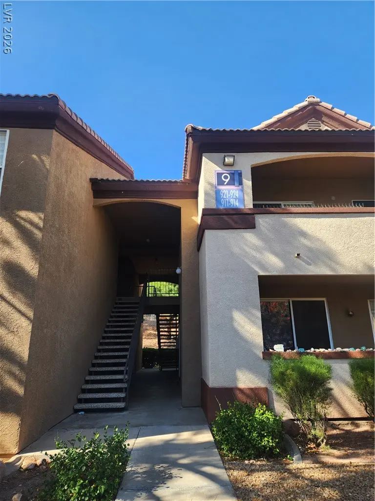 231 W Horizon Ridge Parkway 924, Henderson
