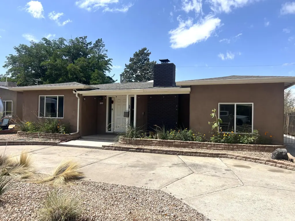 629 Monroe Street Se, Albuquerque