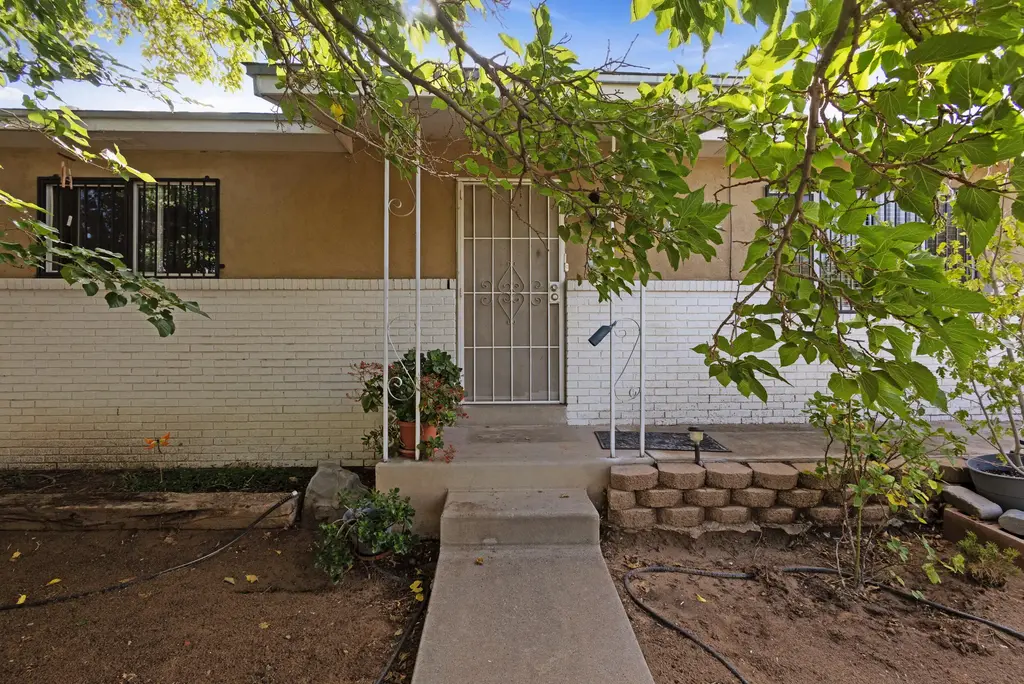 6501 Churchill Road Sw, Albuquerque