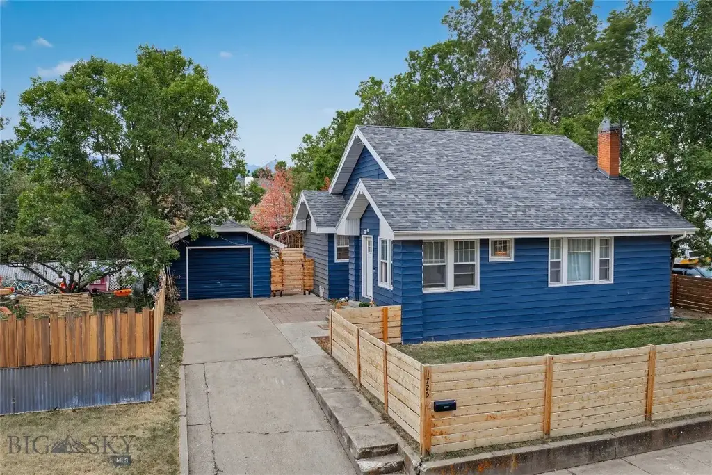 725 W Callender Street, Livingston
