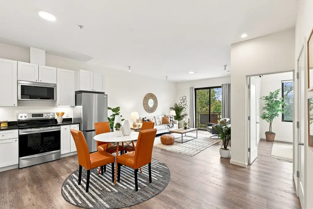 557 Oppenheimer Drive # 205, Los Alamos