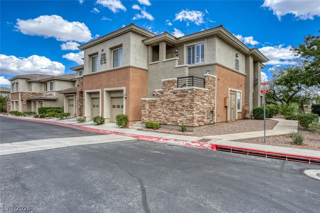 712 Peachy Canyon Circle 204, Las Vegas