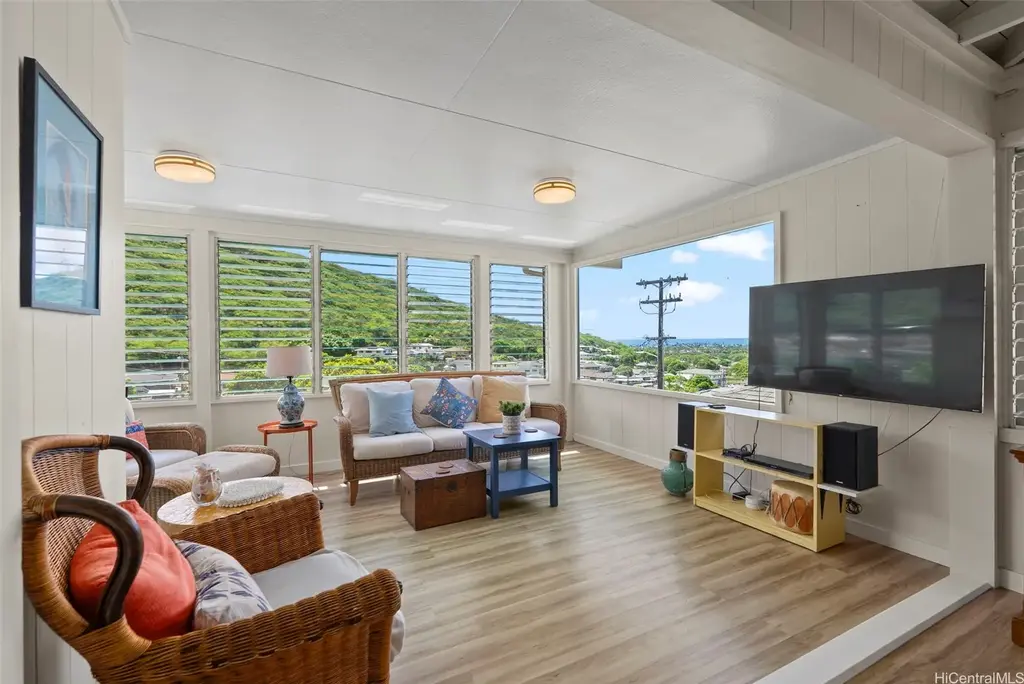 1416 Luinakoa Street, Honolulu