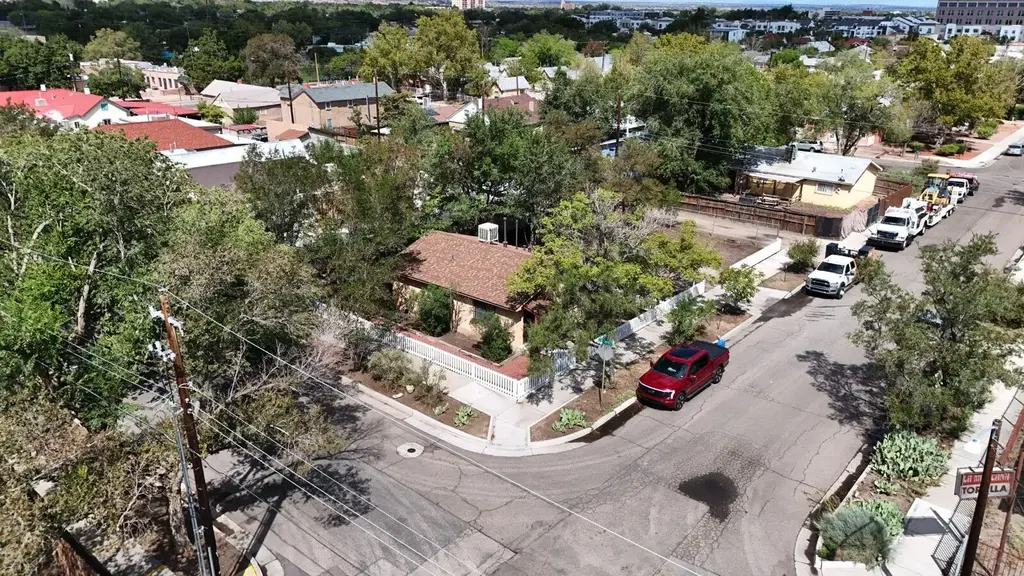 823 5th Street Sw, Albuquerque