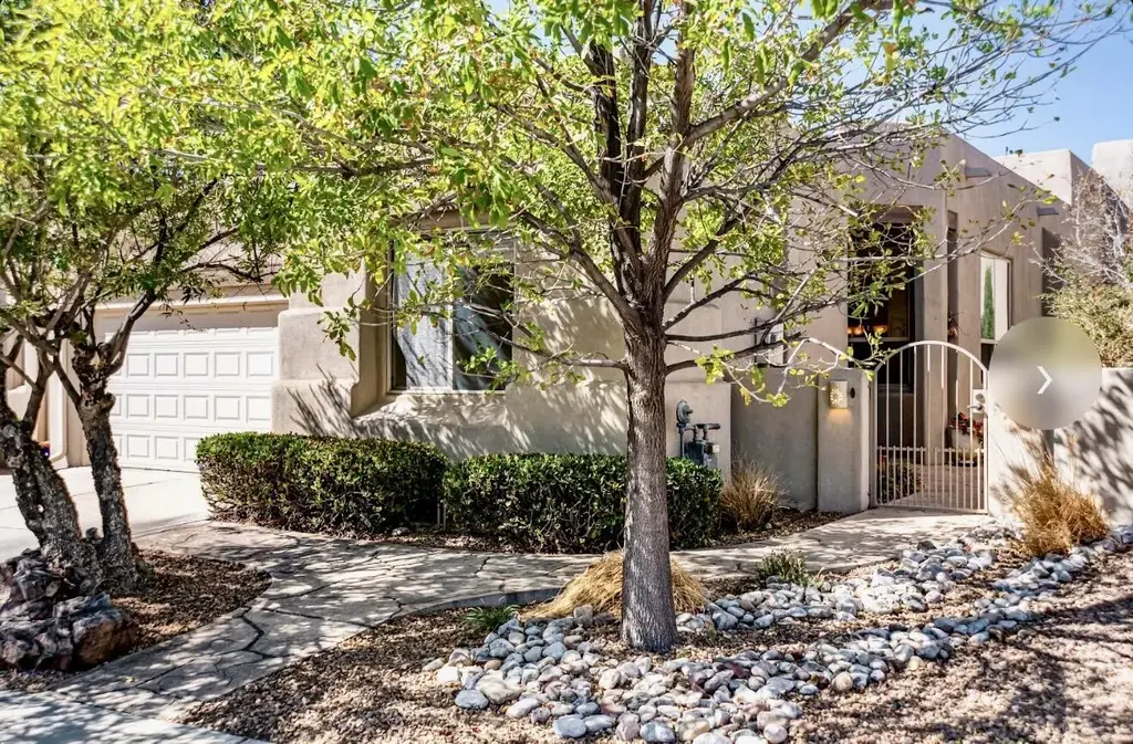 8805 Desert Fox Way Ne, Albuquerque