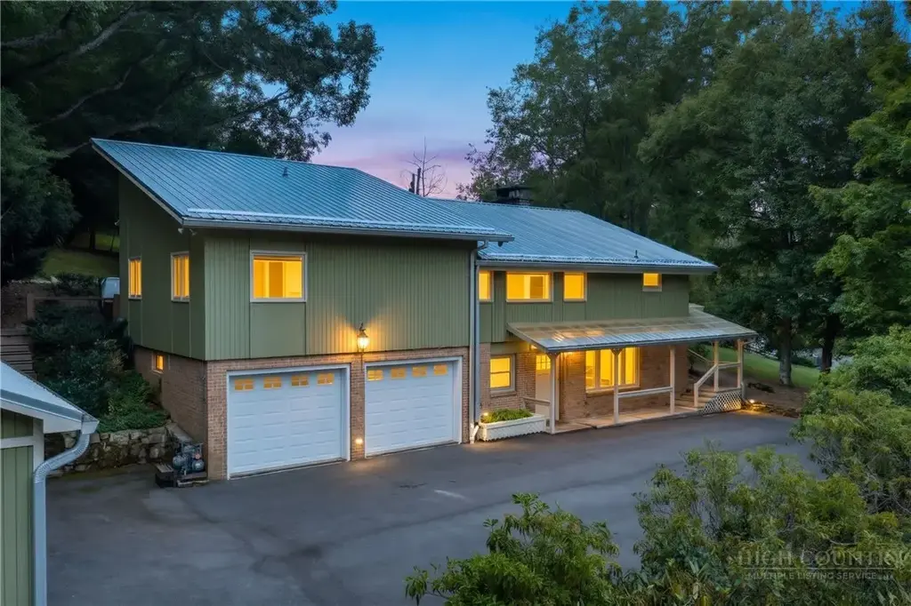 362 Blairmont Drive, Boone