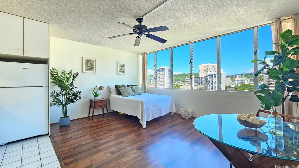(unit #a905) 1550 Wilder Avenue, Honolulu