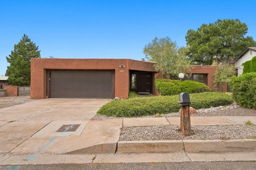 3901 Embudito Drive Ne, Albuquerque