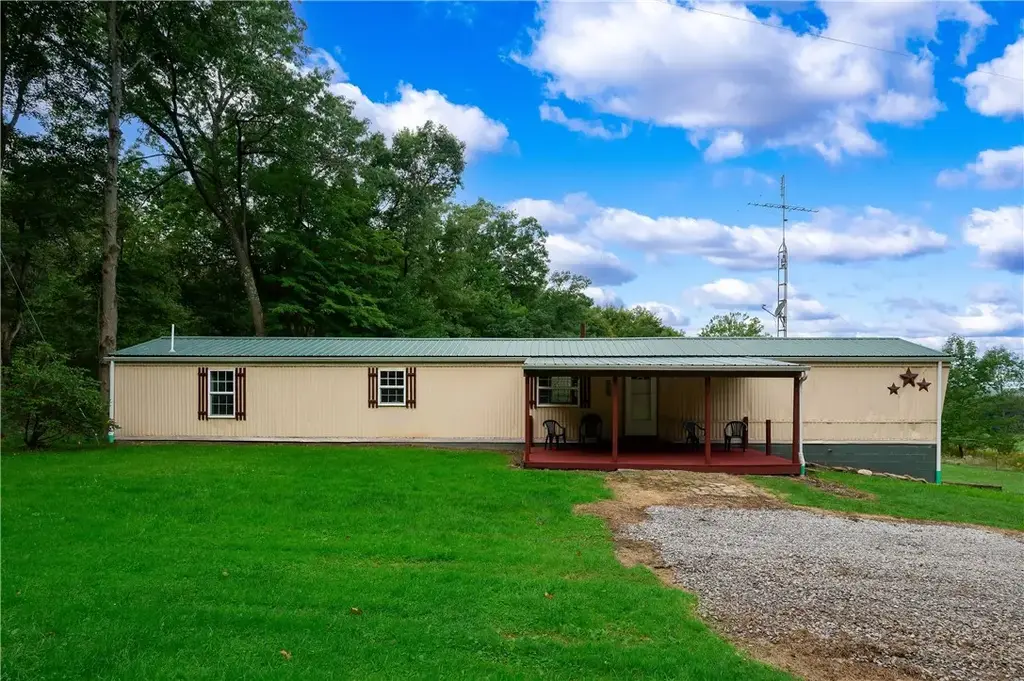 917 Old Mercer Road, Springfield