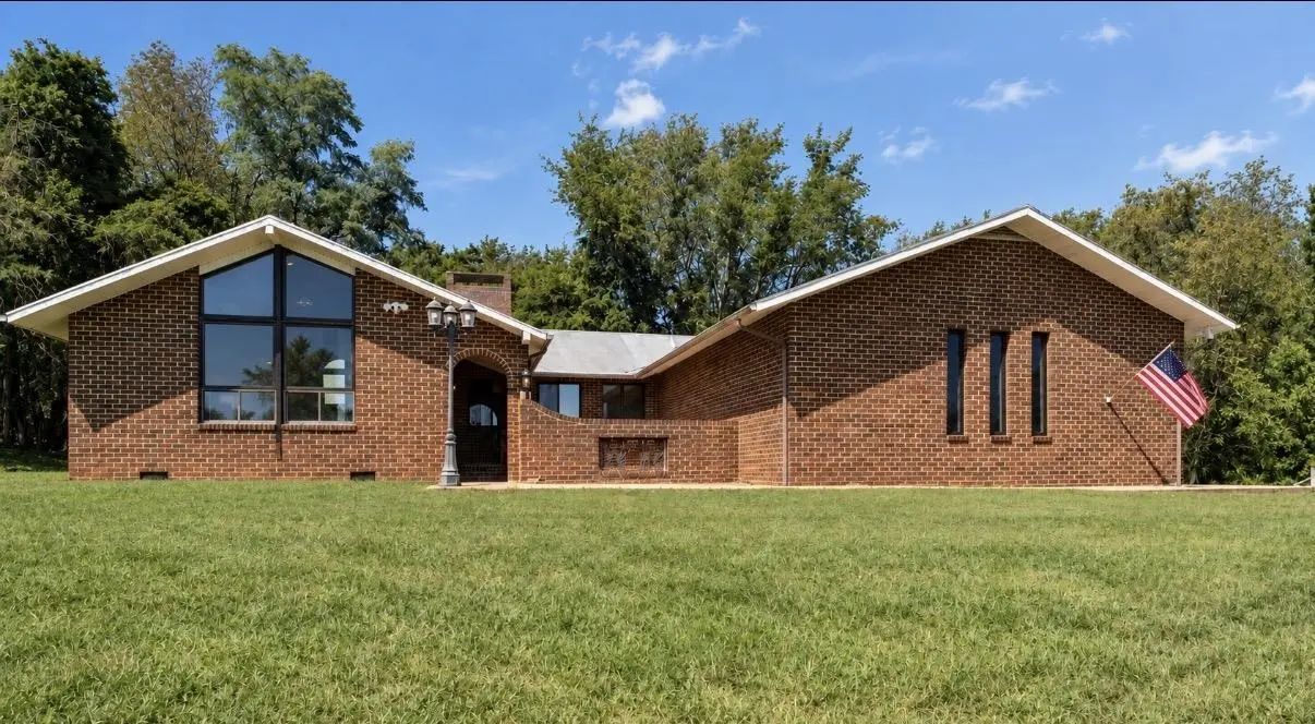 4998 Scenic Hwy, Bridgewater