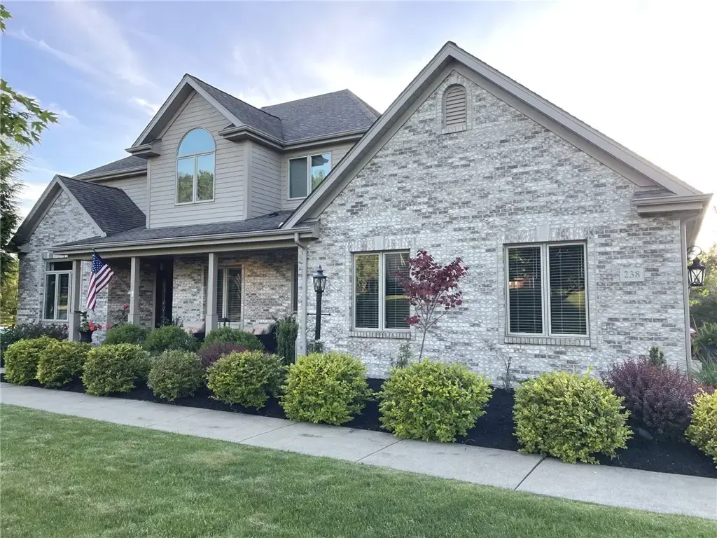 238 Greenwood Drive , Pine