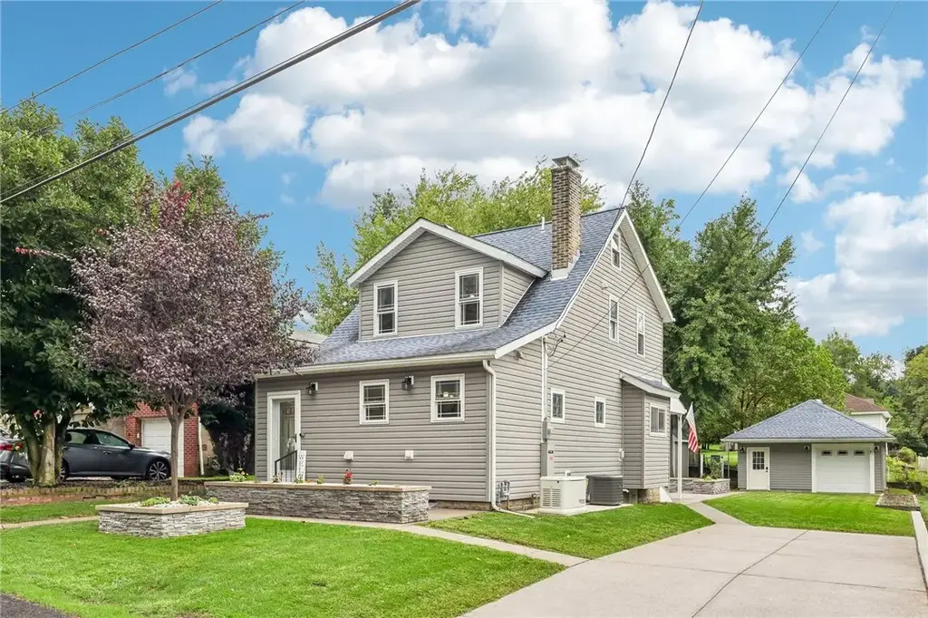 204 Martha Avenue , Shaler