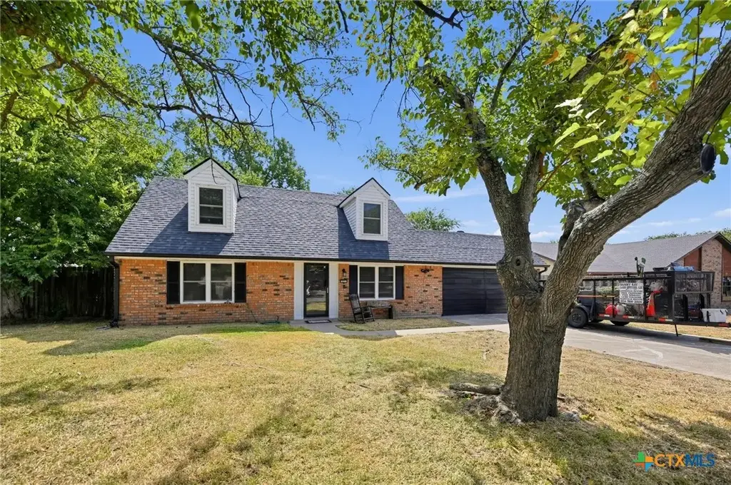 521 Phoenix Drive, Temple