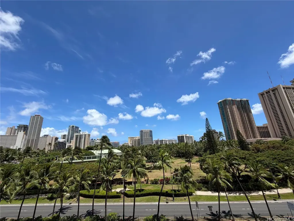 (unit #1414) 1920 Ala Moana Boulevard, Honolulu