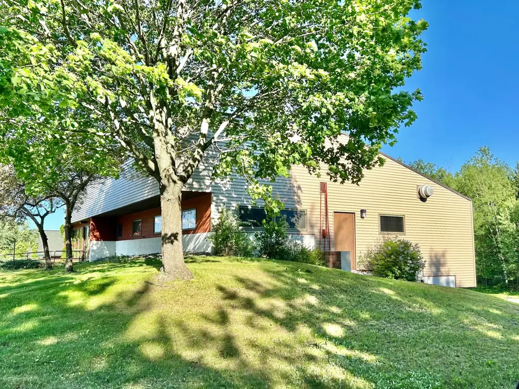 207 Pioneer St W, Crandon