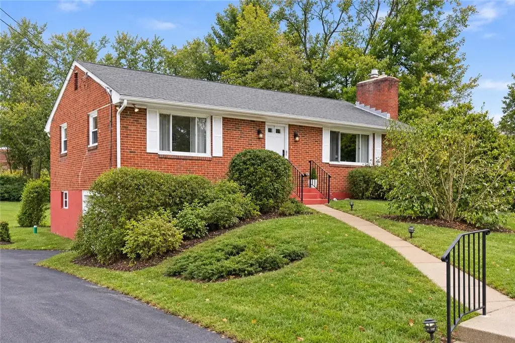 4043 Ewalt Road , Richland