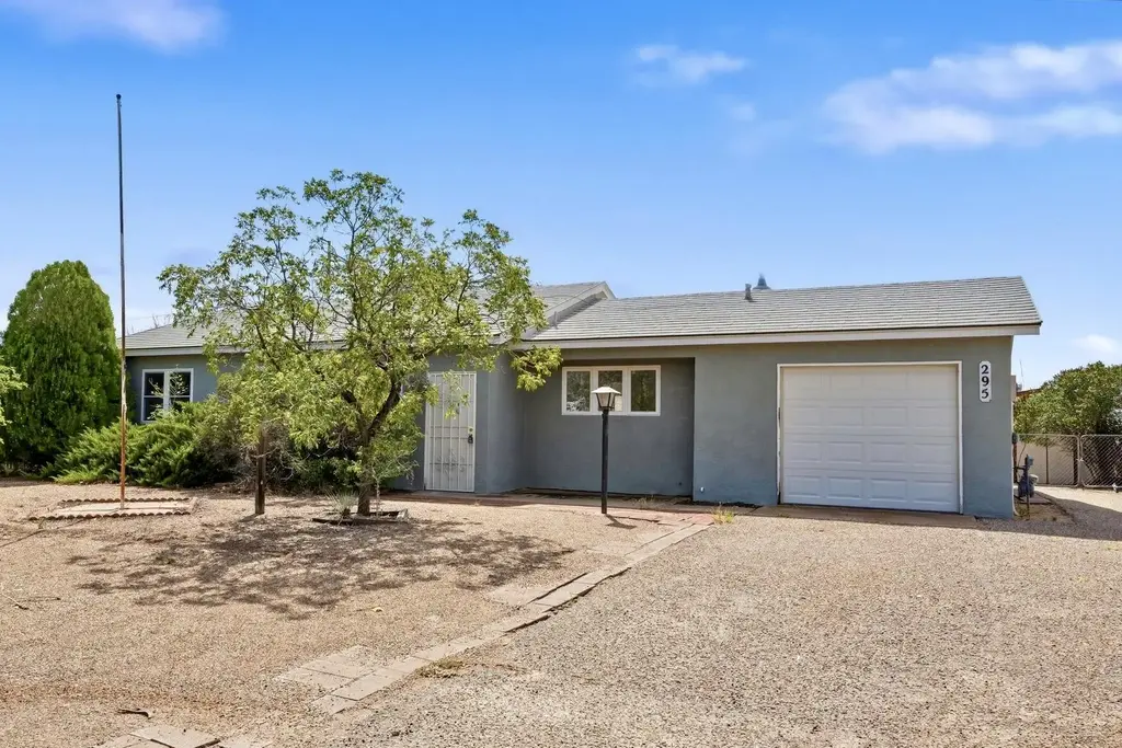 295 Quixote Drive Se, Rio Rancho
