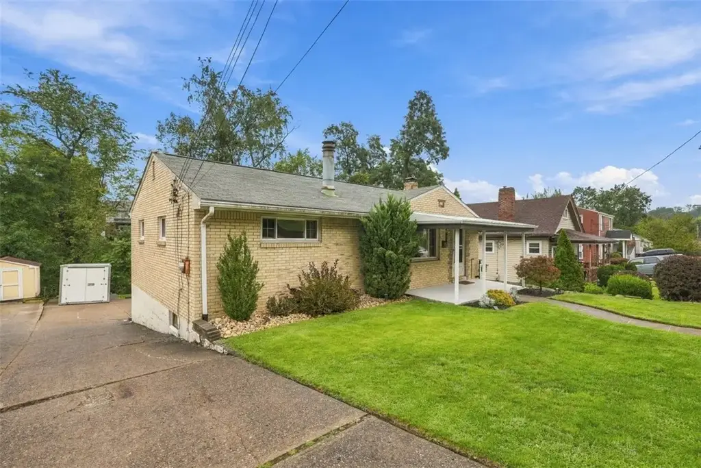 321 Garden Road , Brentwood