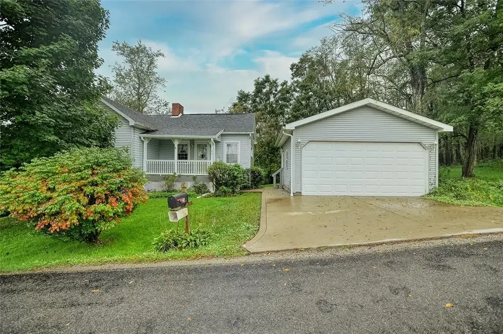 23 Ridge Road, Hopewell