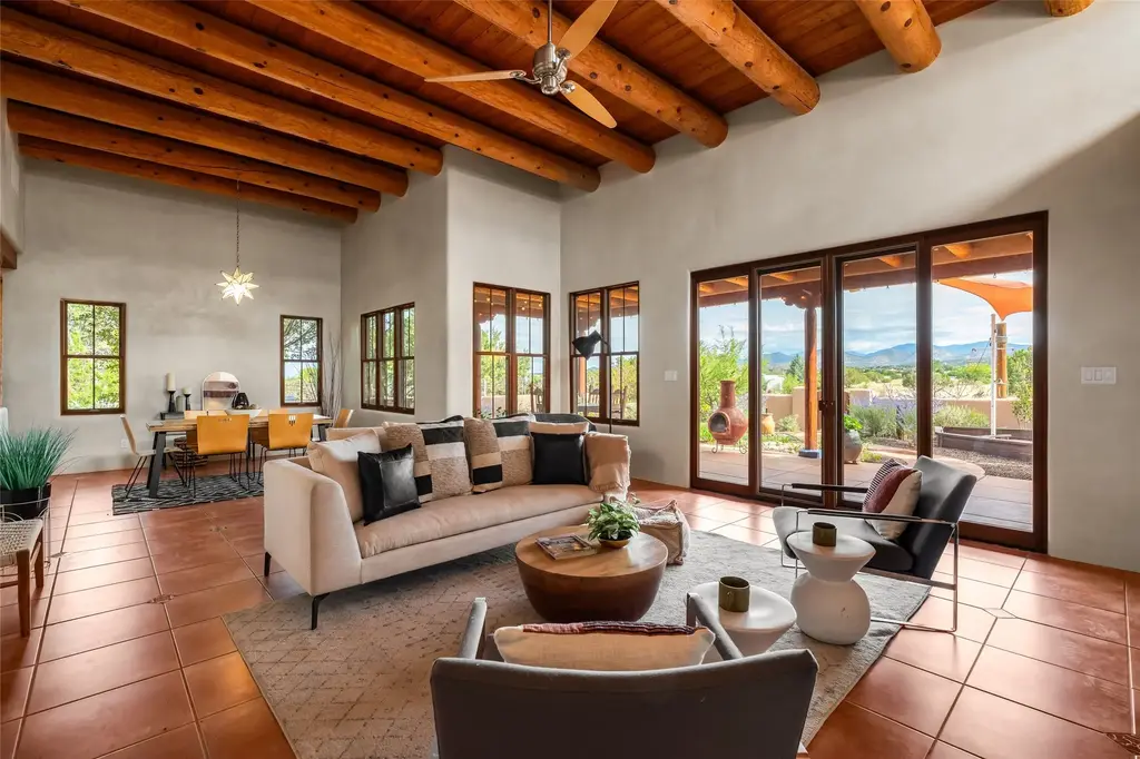 66 Condesa Road, Santa Fe
