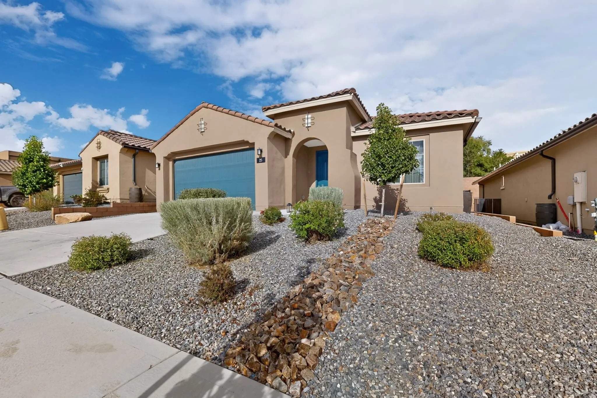 25 Mountaingem Loop, Santa Fe