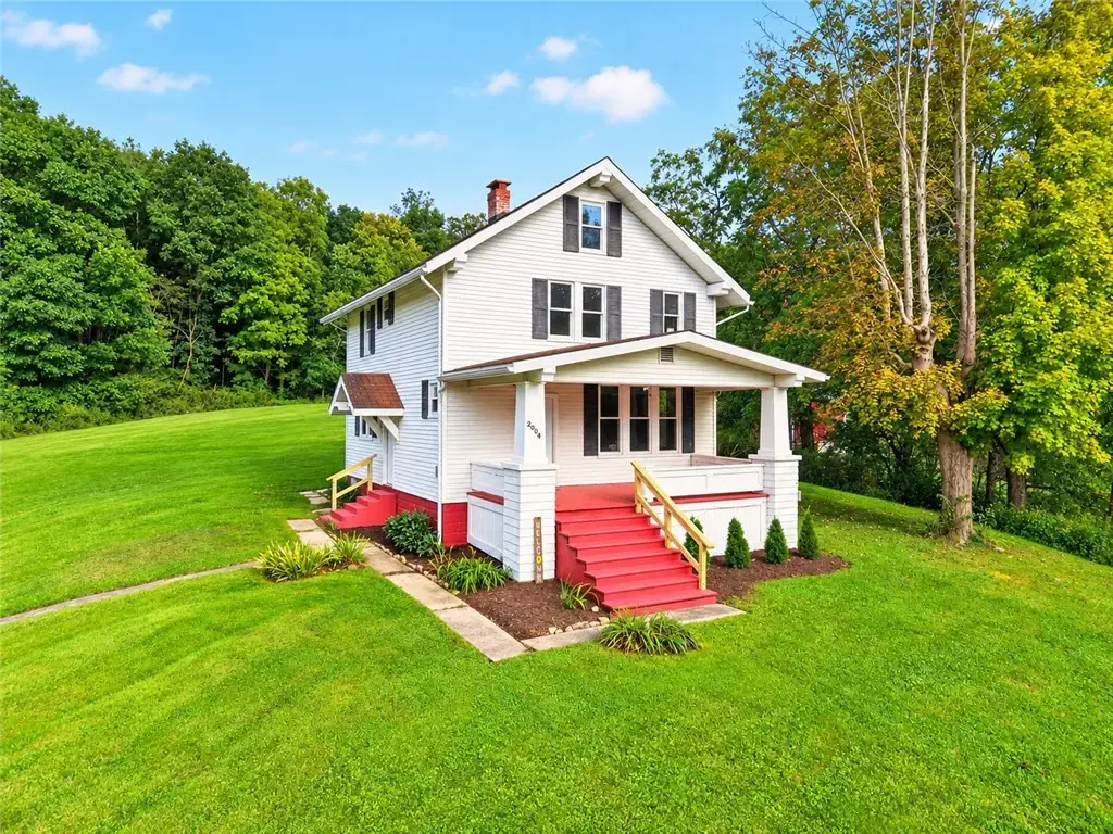 2004 Listonburg Road , Addison