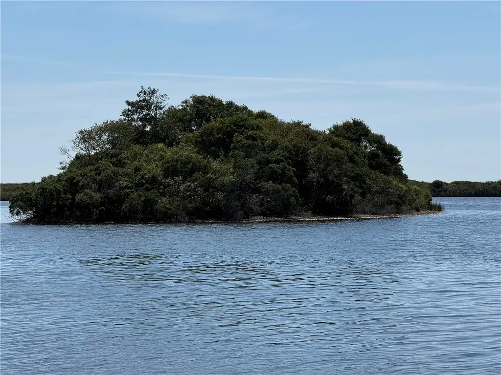 1 Jacob Island Way, South Kingstown